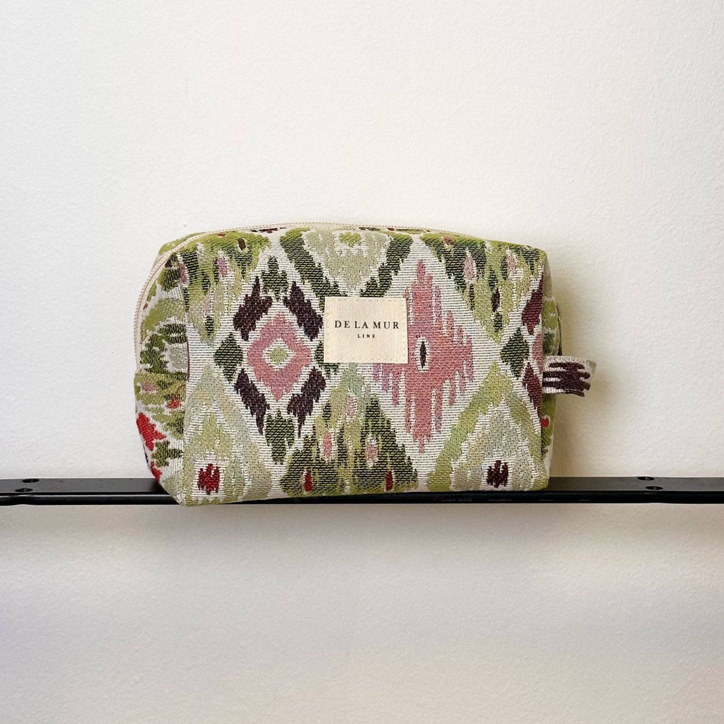 Amour Medium Toiletry Bag - Distinctly Living