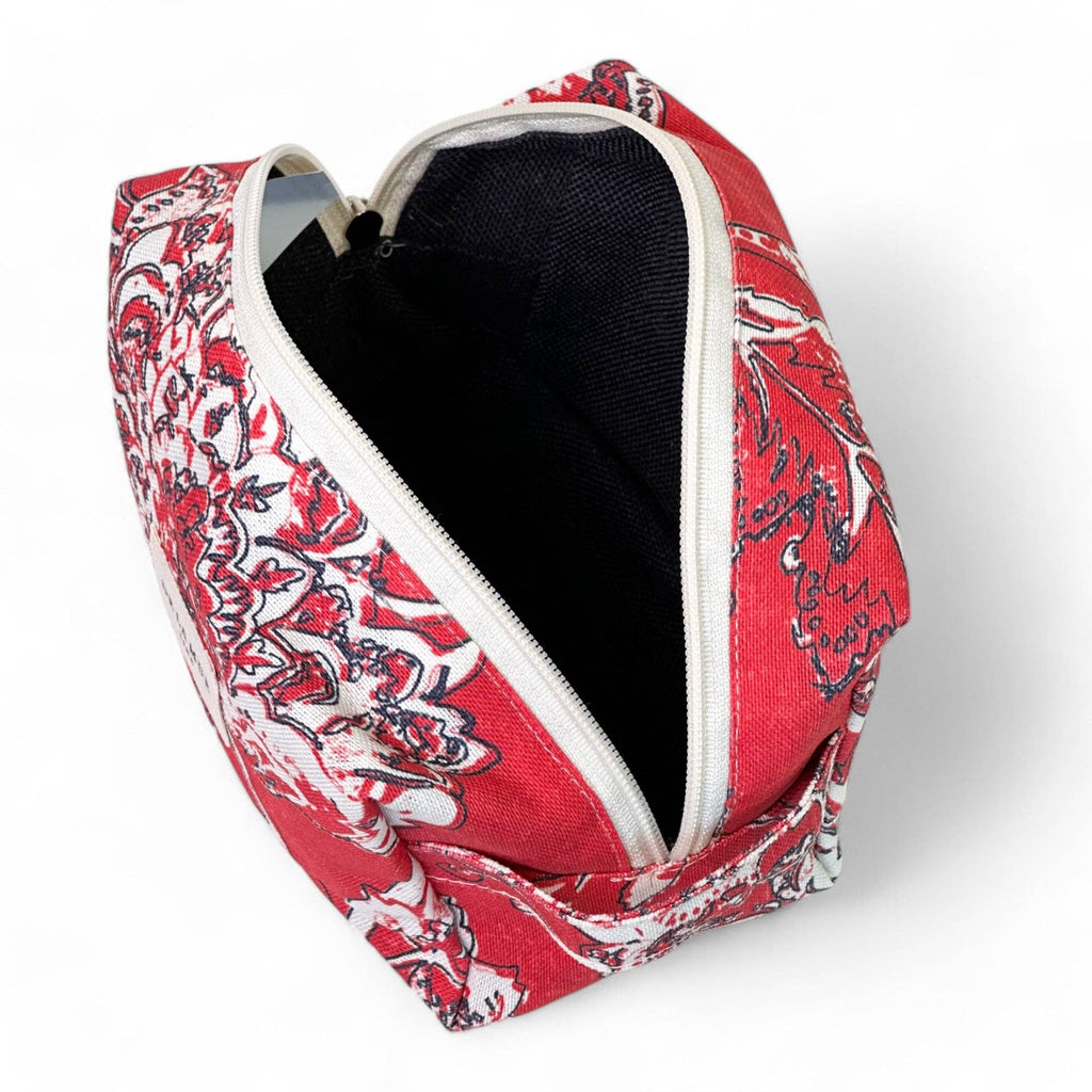 Medium Toiletry Bag Usha - Distinctly Living