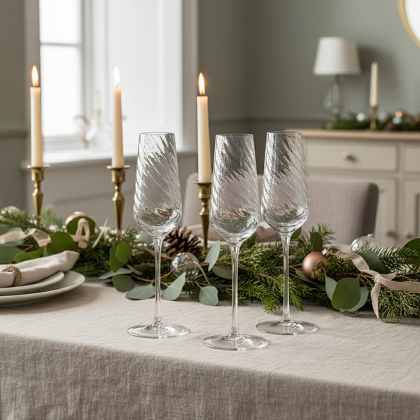 Twist - Set of 4 Champagne Flutes - Distinctly Living