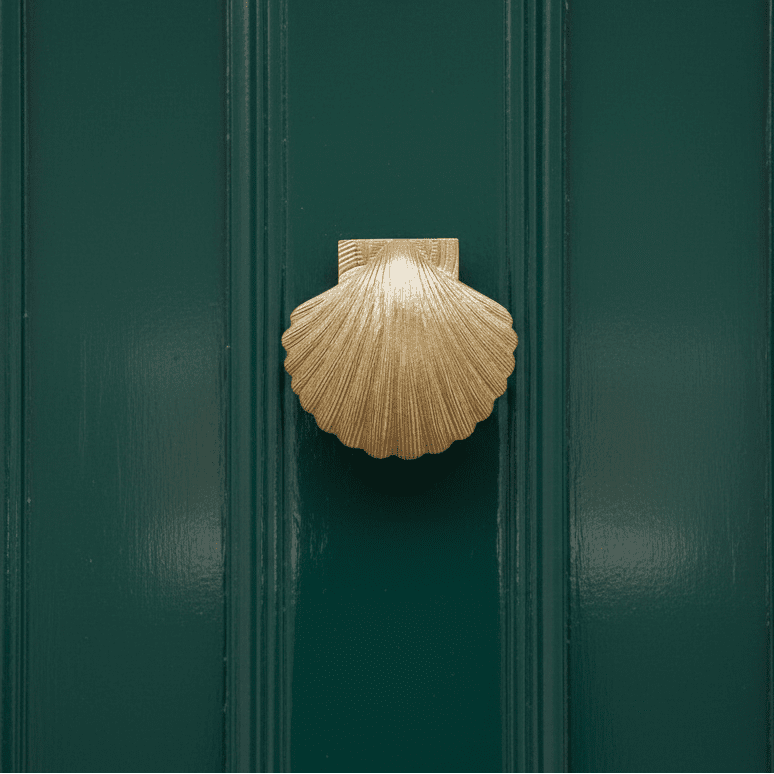 Clam Shell Door Knocker - Distinctly Living