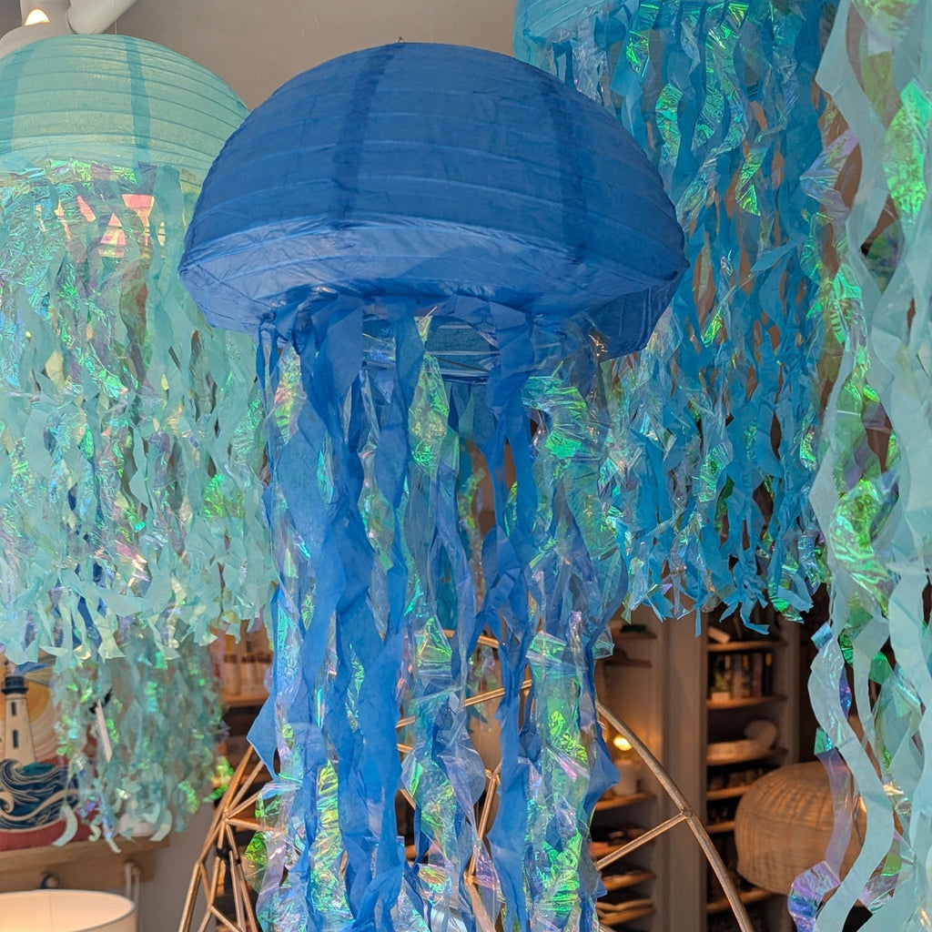 Jellyfish Lantern - Distinctly Living