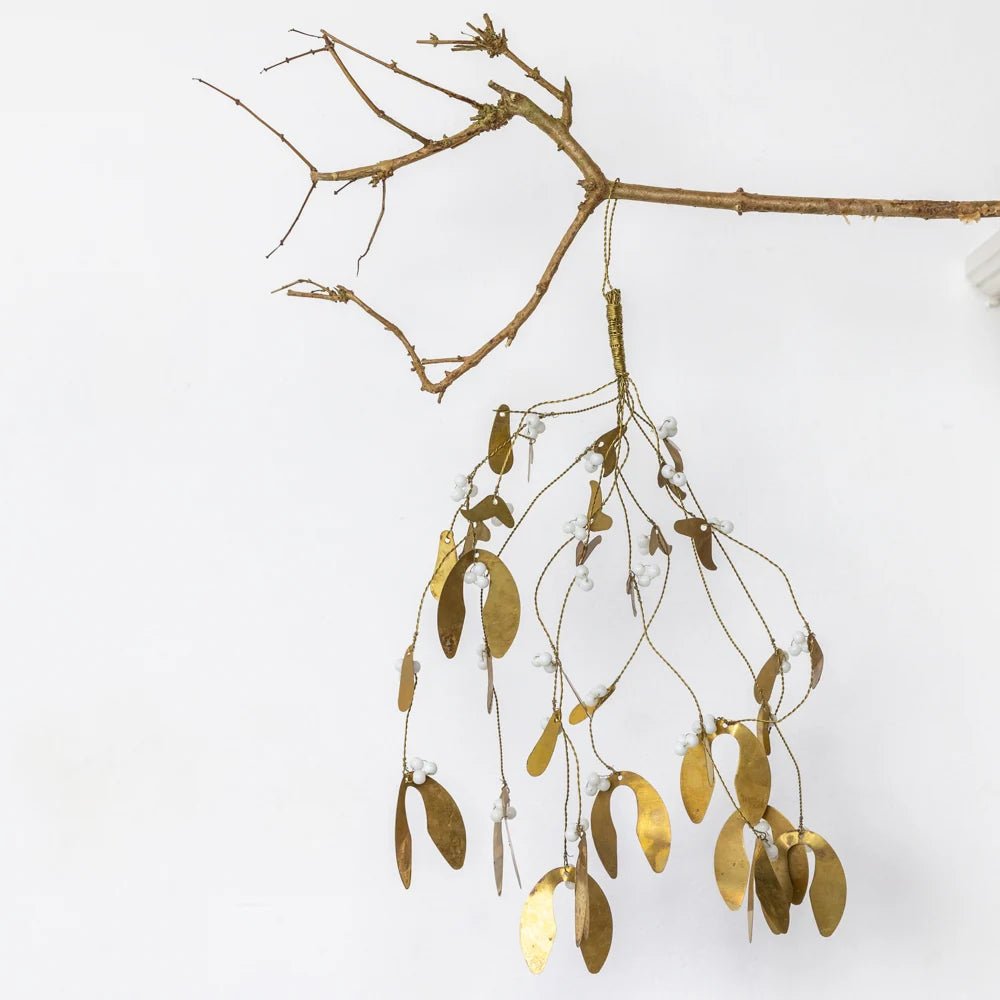 Mistletoe Spray With Berries - Distinctly Living