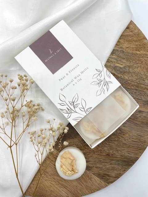 Pear & Freesia Boxed Botanical Wax Melts - Distinctly Living