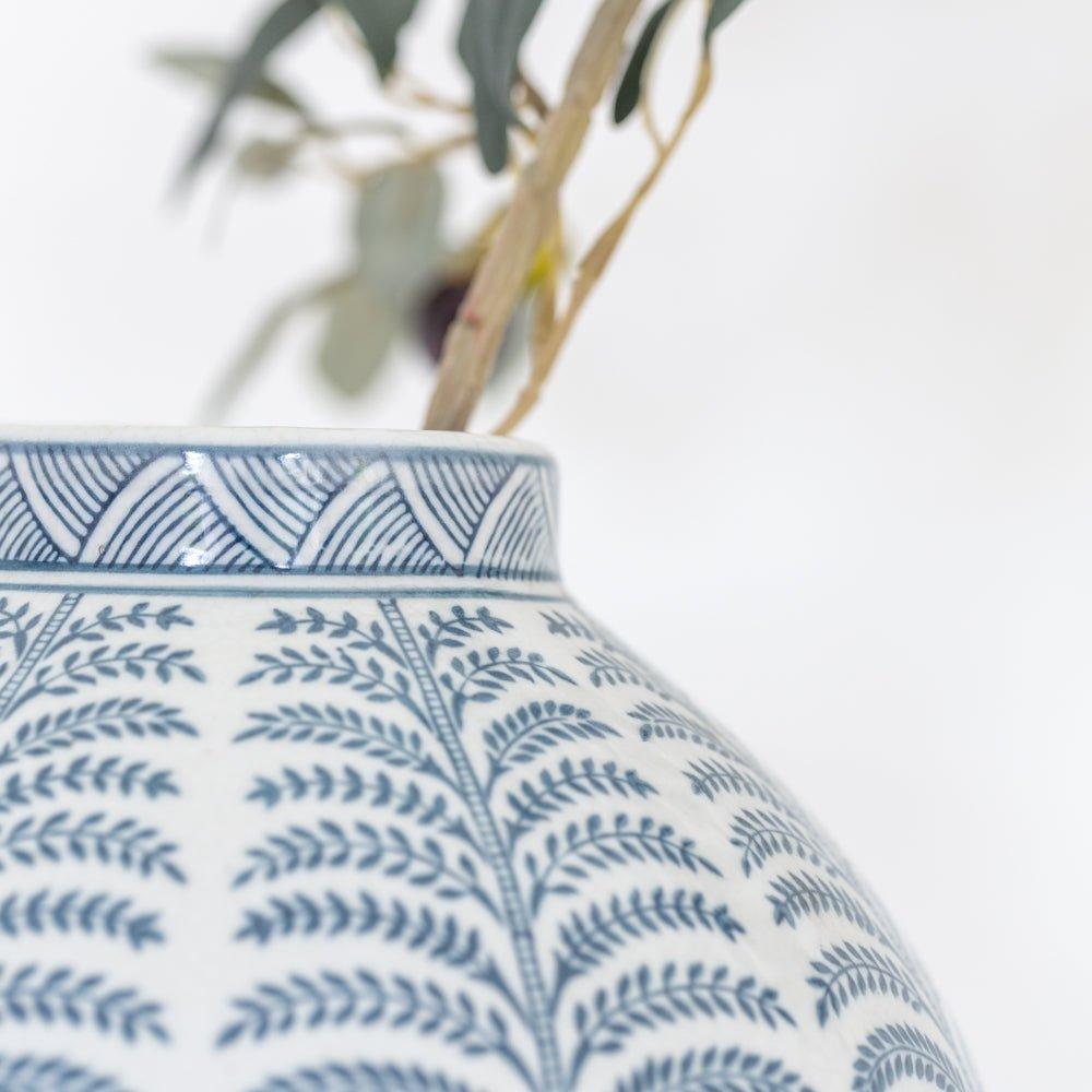 Feathers Vase - Distinctly Living