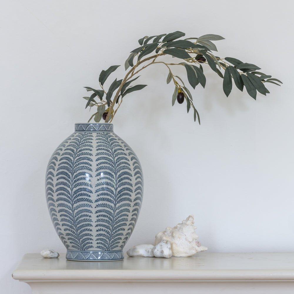 Feathers Vase - Distinctly Living