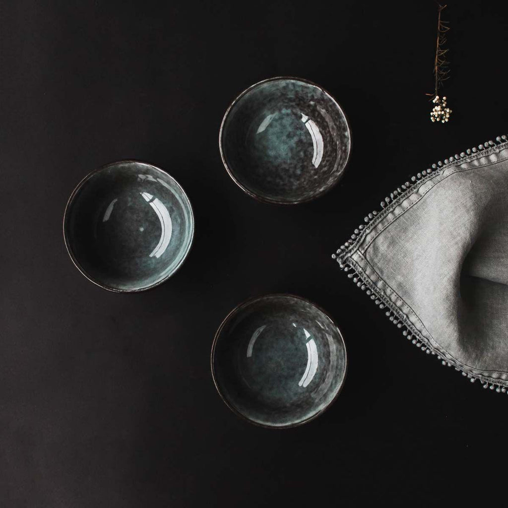 Gris Dipping Bowl - Distinctly Living