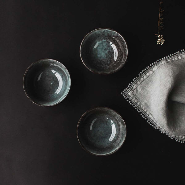 Gris Dipping Bowl - Distinctly Living