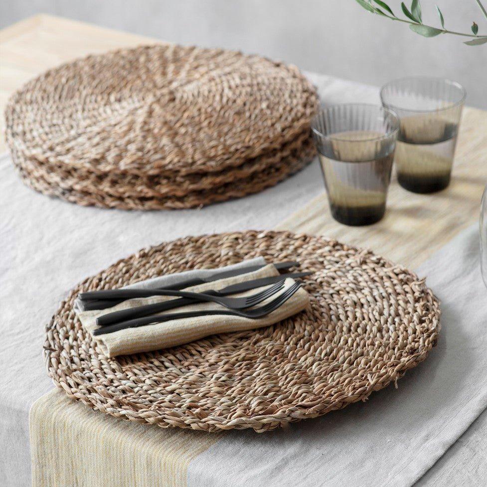 Set of 4 Round Seagrass Placemats - Distinctly Living 