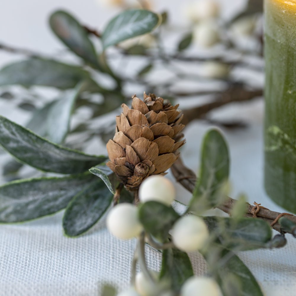 White Berry Candle Ring - Distinctly Living